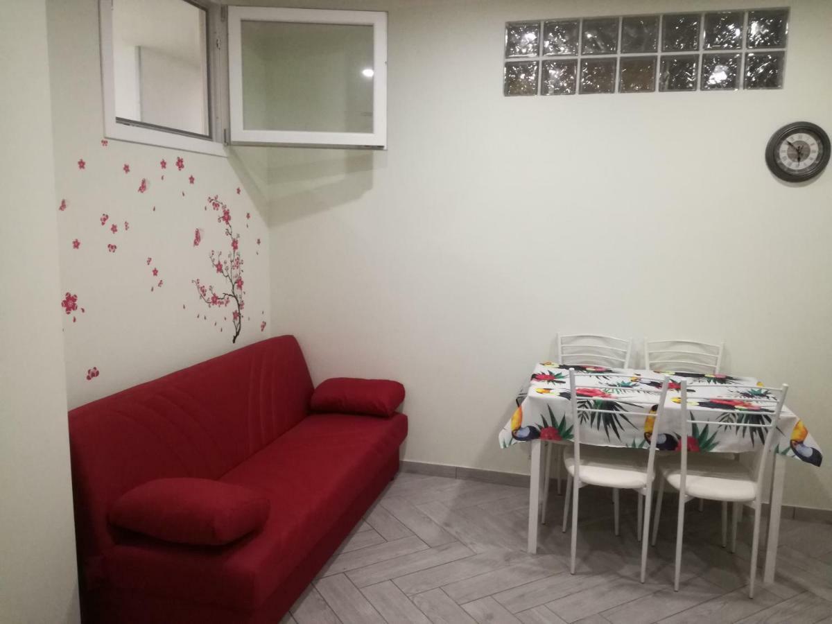 Appartamento In Seminterrato Zannone Sabaudia Exterior photo